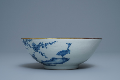 A Chinese blue and white Vietnamese market 'Bleu de Hue' bowl, 19th C.