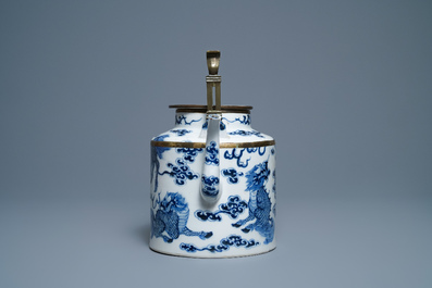 A large Chinese blue and white Vietnamese market 'Bleu de Hue' teapot with qilins, 19th C.