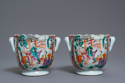 A pair of Chinese famille rose 'Mandarin' wine coolers, Qianlong