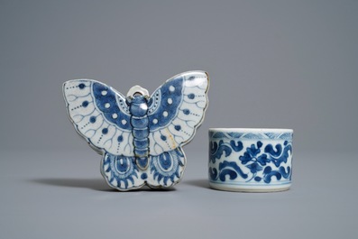 A Chinese blue and white butterfly wall pocket vase and an inkwell, Kangxi/Qianlong