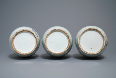 Three Chinese famille rose vases, 19/20th C.