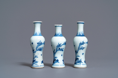 Trois vases et trois bo&icirc;tes couvertes en porcelaine de Chine en bleu et blanc, &eacute;pave du Hatcher cargo, &eacute;poque Transition