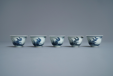 A varied collection of blue and white Chinese and Japanese porcelain, Ming and later