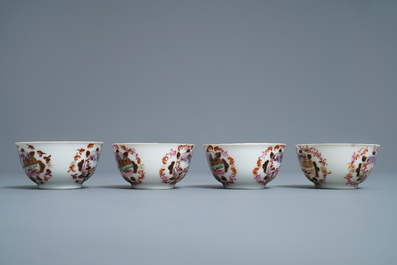 Een Chinees famille rose 17-delig theeservies in Meissen-stijl met verguld decor, Qianlong