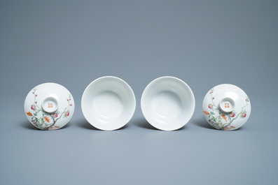 A varied collection of Chinese qianjiang cai, famille rose and blue and white porcelain, 19/20th C.