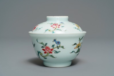 Un service &agrave; th&eacute; en porcelaine de Chine famille rose, Qianlong