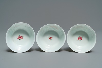 A Chinese famille rose 15-piece tea service with floral design, Qianlong