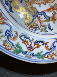 Un plat en porcelaine de Chine verte-Imari pour le march&eacute; portugais aux armes d'Ataide, vers 1720