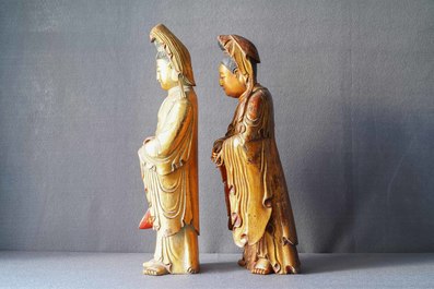 Two large Chinese gilt-lacquered wood figures of Guanyin, 18/19th C.