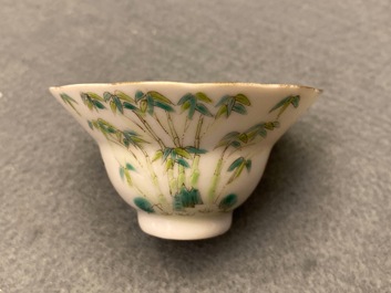 Huit tasses &agrave; vin en porcelaine de Chine, 19/20&egrave;me