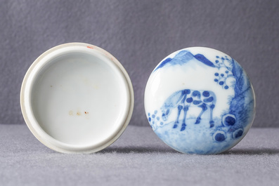 Een gevarieerde collectie Chinees qianjiang cai, blauw-wit en famille rose porselein, 19/20e eeuw