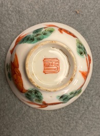 Huit tasses &agrave; vin en porcelaine de Chine, 19/20&egrave;me