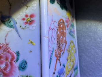 A Chinese famille rose vase, a brush pot and a famille verte bowl, 19th C.