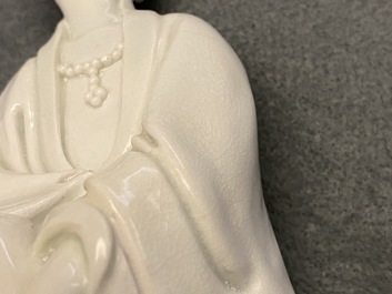 Une figure de Guanyin en porcelaine blanc de Chine, 18/19&egrave;me