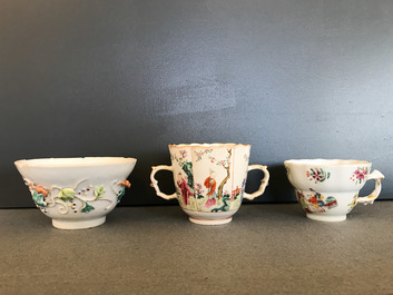 Huit tasses et soucoupes en porcelaine de Chine famille rose, Yongzheng/Qianlong