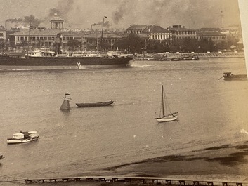 Een album met negen zilver gelatine albumine foto's, w.o. de Bund in Shanghai, gedat. 1899