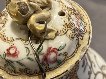 Une partie d'un service &agrave; th&eacute; en porcelaine de Chine famille rose, Qianlong