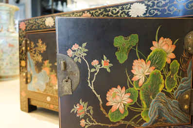 Two Chinese famille rose landscape plaques in a lacquered chest, marked Wang Yeting, 19/20th C.