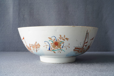 A rare Chinese verte-Imari bowl with a wrecked threemaster, Qianlong