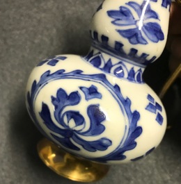 A varied collection of blue and white Chinese and Japanese porcelain, Ming and later