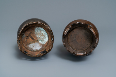 Two Chinese silver- and copper-inlaid bronze vases for the Vietnamese market, 19th/20th C.