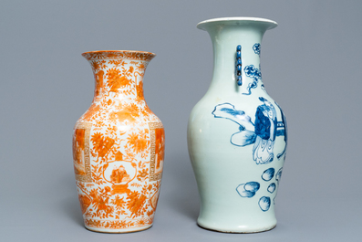 Deux vases en porcelaine de Chine &agrave; fond c&eacute;ladon et un en rouge de fer et dor&eacute;, 19&egrave;me