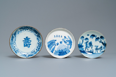 Five Chinese blue and white 'Bleu de Hue' plates for the Vietnamese market, 19th C.