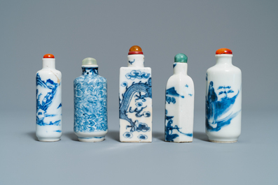 Nine Chinese blue and white snuff bottles, 19/20th C.