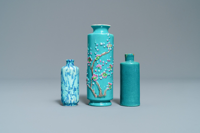 Seven Chinese miniature vases and snuff bottles, 19/20th C.