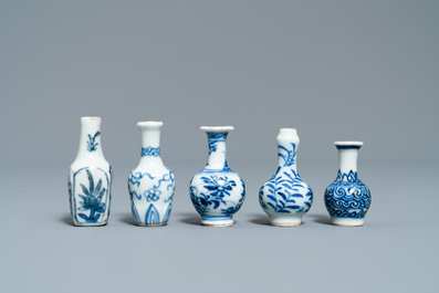 Fifteen various small Chinese vases, Kangxi