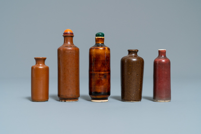 Ten Chinese monochrome snuff bottles, 19/20th C.