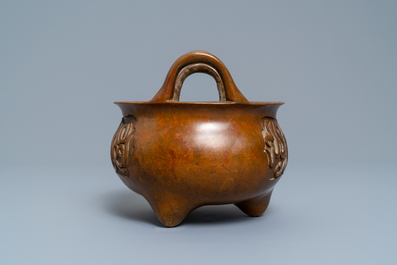 A Chinese bronze incense burner for the Islamic market, Xuande mark, 17/18th C.