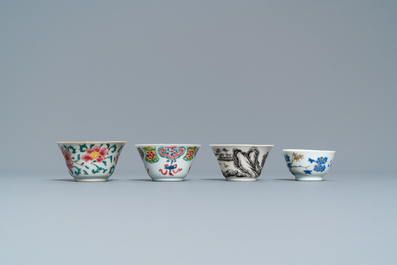 Treize soucoupes et neuf tasses en porcelaine de Chine, Kangxi/Qianlong