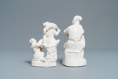 Deux groupes en porcelaine blanc de Chine, &eacute;poque de la R&eacute;volution Culturelle, 20&egrave;me