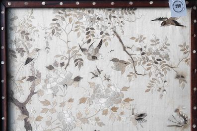 A Chinese mother-of-pearl-inlaid wooden screen with silk embroidery, 19th C.