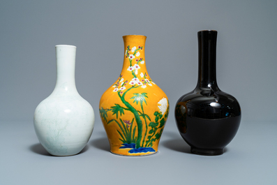 Six vases en porcelaine de Chine monochrome, 18&egrave;me et apr&egrave;s