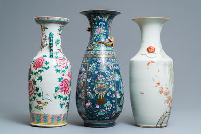 Trois vases en porcelaine de Chine famille rose, 19/20&egrave;me