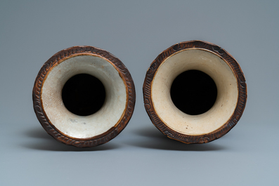 Two pairs of Chinese famille rose Nanking crackle-glazed vases, 19th C.