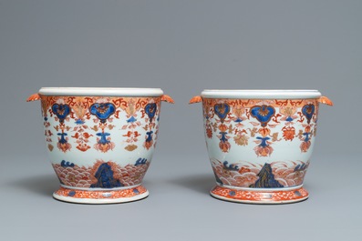 A pair of Chinese Imari-style coolers, Kangxi