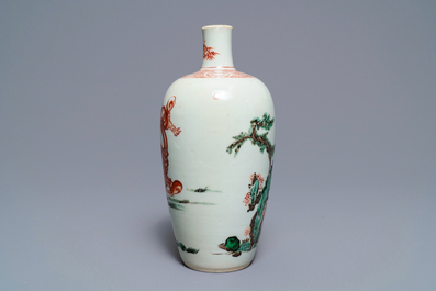 Un vase en porcelaine de Chine famille verte &agrave; d&eacute;cor de Zhong Kui, Kangxi