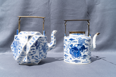 Two large Chinese blue and white and three famille rose teapots, 19/20th C.