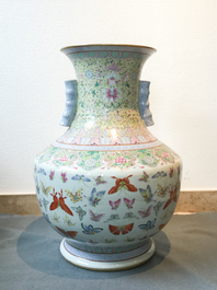 A Chinese famille rose 'hu' vase with butterflies, Qianlong merk, 20th C.