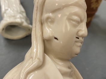 Trois figures en porcelaine blanc de Chine de Dehua, 18/19&egrave;me