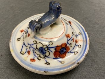 Six pi&egrave;ces en porcelaine de Chine, 19/20&egrave;me