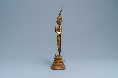 A collection of bronze figures and fragments, India, Thailand and Tibet, 19th C. and earlier