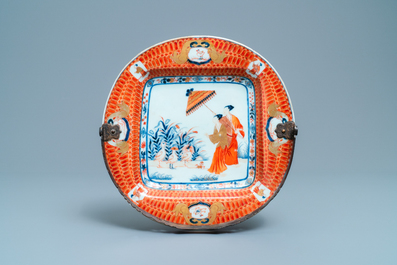 A Chinese Imari-style tray after Cornelis Pronk: 'Dames au parasol', Qianlong