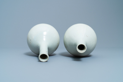 Two Japanese monochrome white Arita bottles, Edo, 17th C.