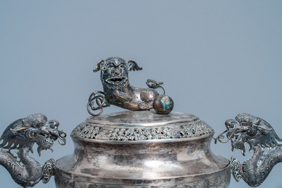 A Chinese silver censer and cover, 19/20th C.