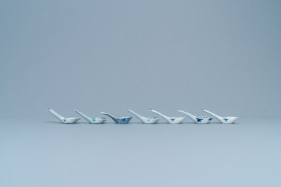 Eleven Chinese blue and white spoons, 19/20th C.