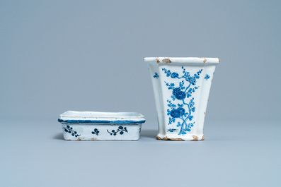 A Dutch Delft blue and white chinoiserie flower vase on stand, 18th C.